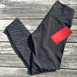 Lululemon Wunder Under Special Edition Leggings Lunar New Year Black Tiger Sz 2